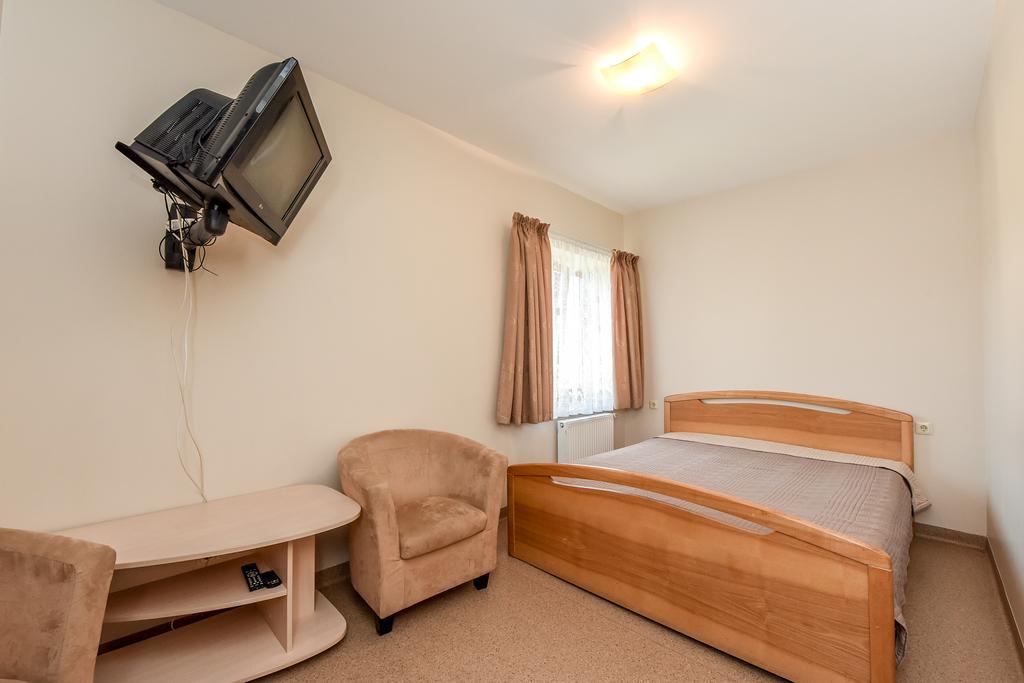 Holiday House Knp Palanga Luaran gambar